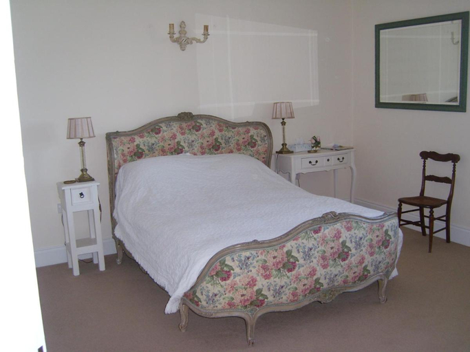 Bedroom 2, The Hall Farm B & B, Cambridgeshire
