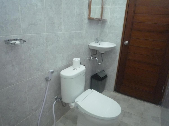 Bathroom 2, Pratama house, Gianyar
