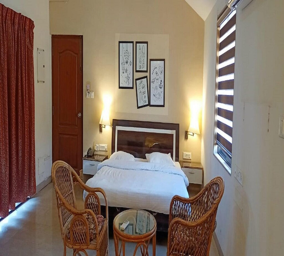 Bedroom 5, FabHotel Sangria, Dona Paula Beach, North Goa