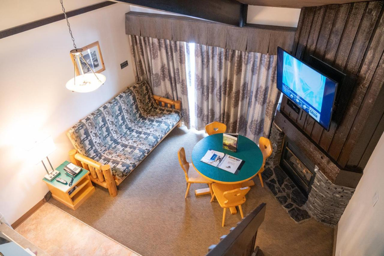 Others 5, Rocky Mountain Ski Lodge, Division No. 15