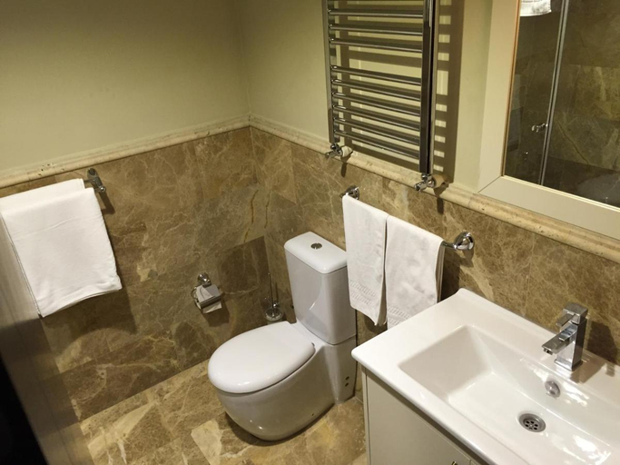 Bathroom 4, Kadıköy Park Suites, Kadıköy