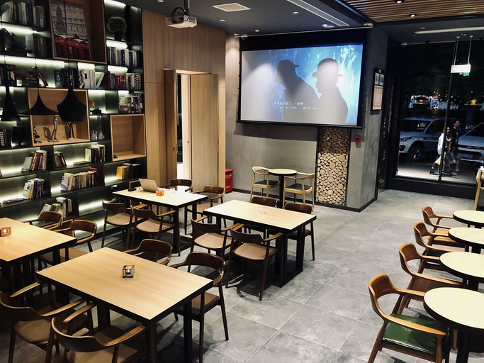 Food & Drinks, Coka Shanghai Pudong International Airport A, Shanghai