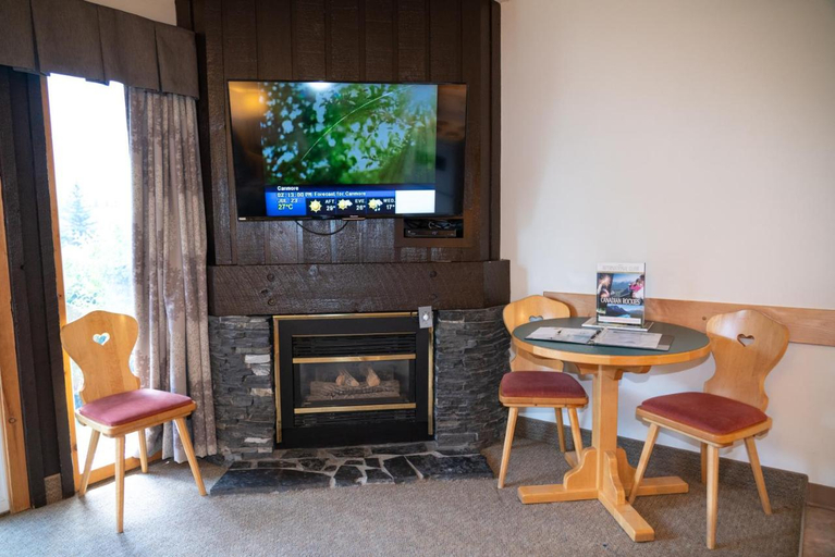Others 5, Rocky Mountain Ski Lodge, Division No. 15