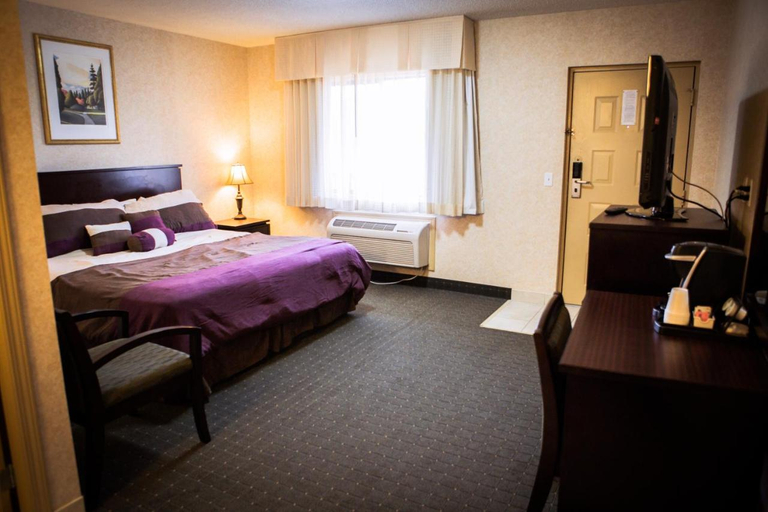 Bedroom 5, Langley Hwy Hotel, Greater Vancouver
