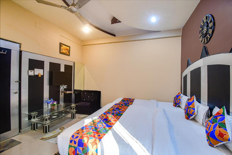 Bedroom 5, Fabhotel Prime Rockstar Suites, Kolkata