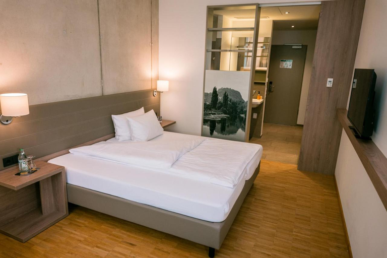 Bedroom 3, Hotel Trezor, Konstanz