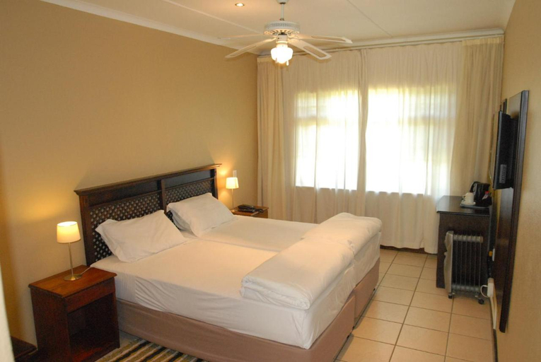Bedroom 4, Emafini Country Lodge & Conference Centre, Mbabane West