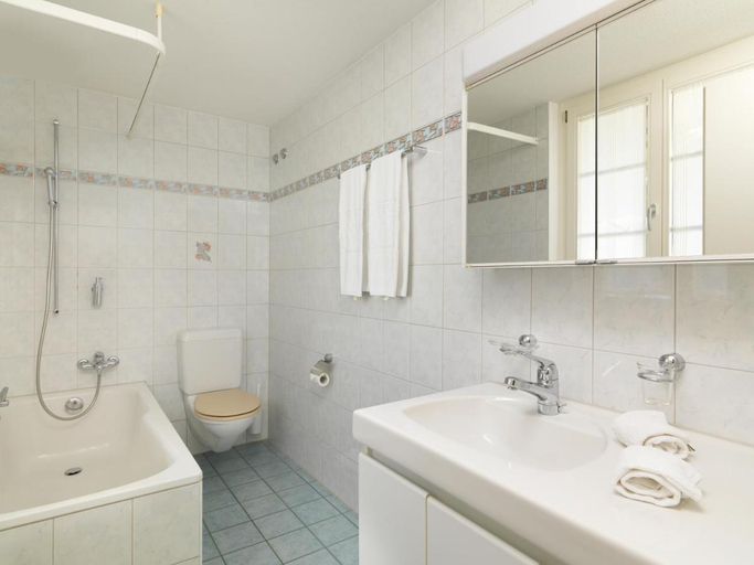 Bathroom 2, Hotel Restaurant Hammer, Luzern