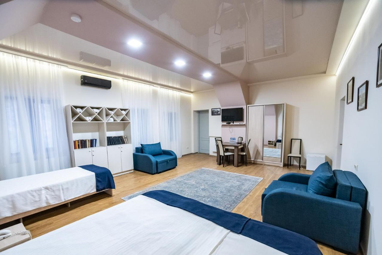 Bedroom 3, Tiflis Hotel, Tbilisi