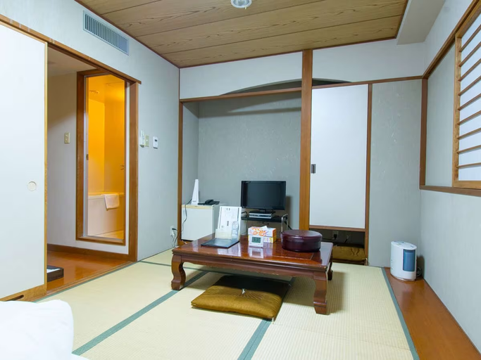 Others 4, Hotel Fukuya, Takamatsu