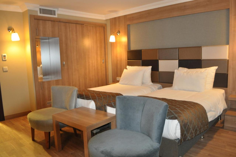 Bedroom 3, Kadıköy Park Suites, Kadıköy