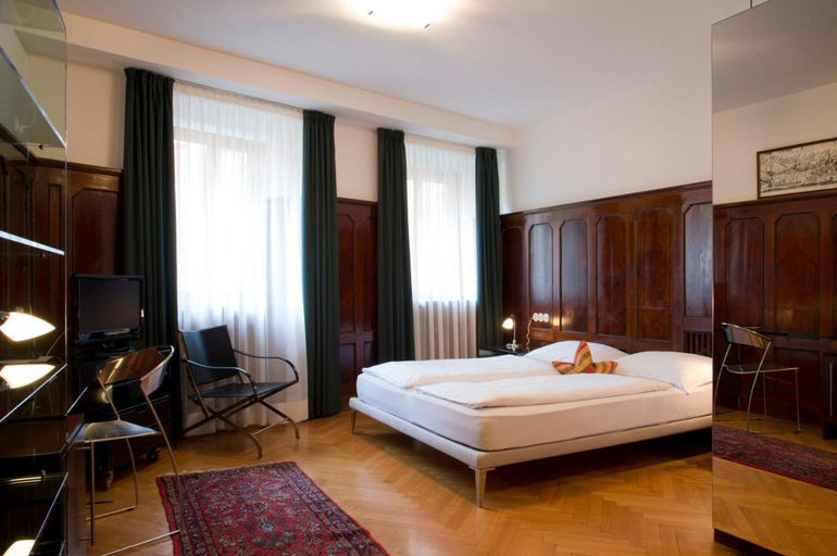 Bedroom 2, Hotel Figl, Bolzano