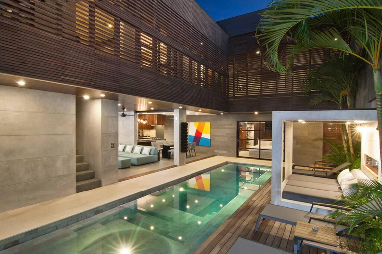 Sport & Beauty 4, 4BR Villa Jumat - Minggu Villas Seminyak, Badung