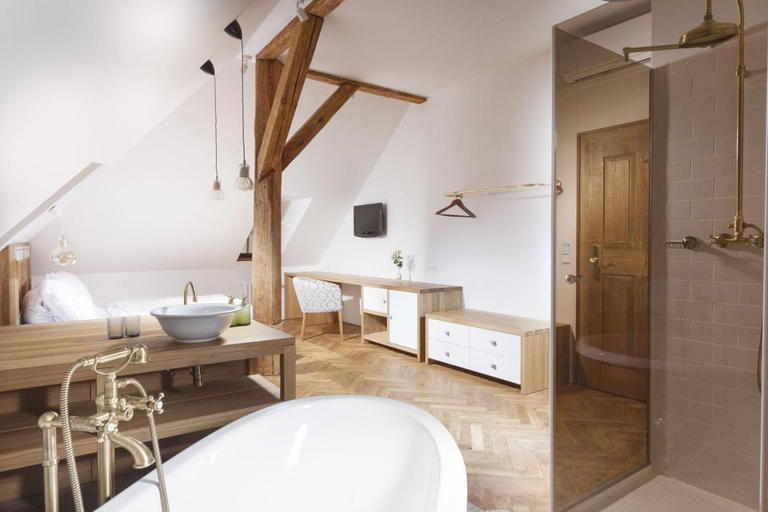 Bathroom, Hotel At Golden Scissors, Praha 1