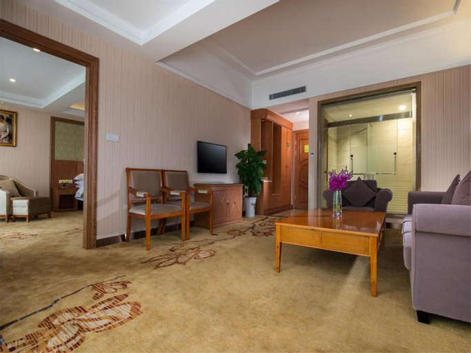 Vienna International Shenzhen Longgang Lilang, Shenzhen