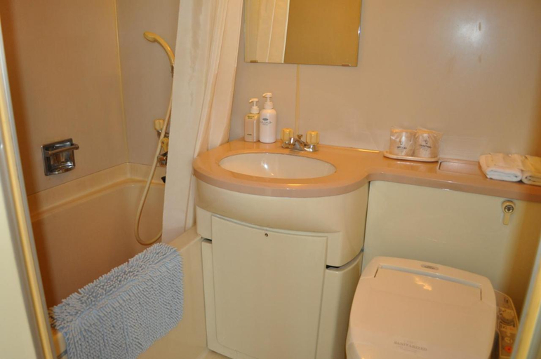 Bathroom, Green Hotel Rich Tokugawaen, Okazaki