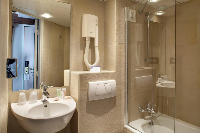 Bathroom 3, Mercure Paris Notre Dame Saint Germain Des Pres, Paris