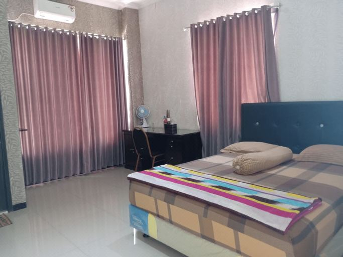Bedroom, Guest House Grand Juanda Syariah Samarinda, Samarinda
