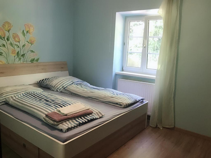 Bedroom, Asia wok gasthof, Melk