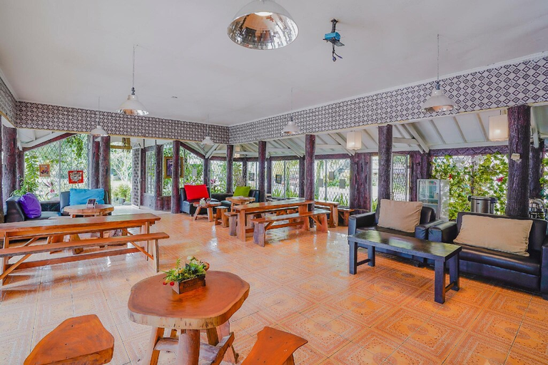 Others 3, OYO 3889 D'ratna Resort, Cianjur