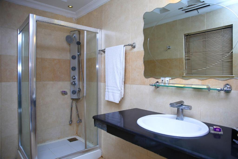 Bathroom, Safari Club 3, Islamabad