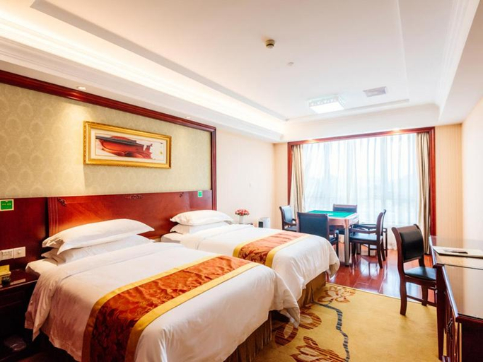Bedroom 3, Vienna Hotel SH Wildlife Park Station, Shanghai