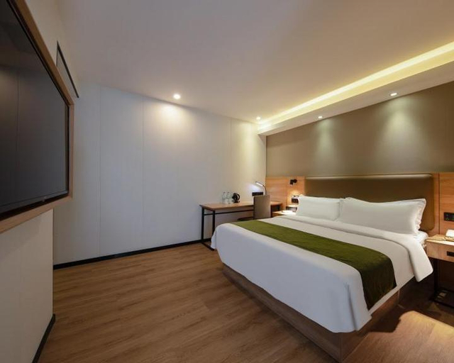 Bedroom 5, Green Tree Inn Shanghai Hongqiao Road Metro Station, Shanghai