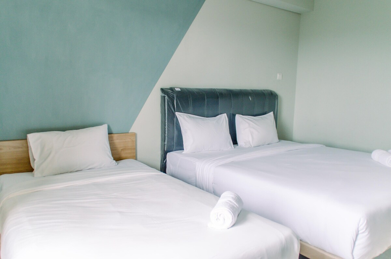 Bedroom 2, Cozy Stay Studio Room at Beverly 90210 Apartment, Tangerang