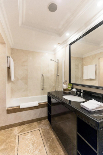 Bathroom 5, Prahova Plaza Hotel New Tower, Ploiesti