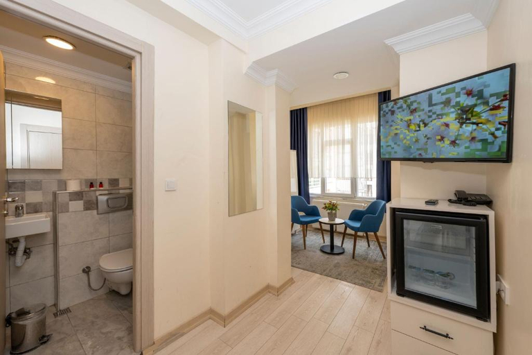Bathroom 4, Grand Istanbul Hotel, Arbil