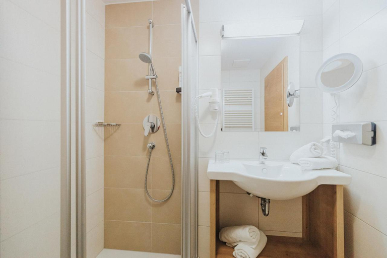 Bathroom 4, Hotel Silberfux, Sankt Johann im Pongau