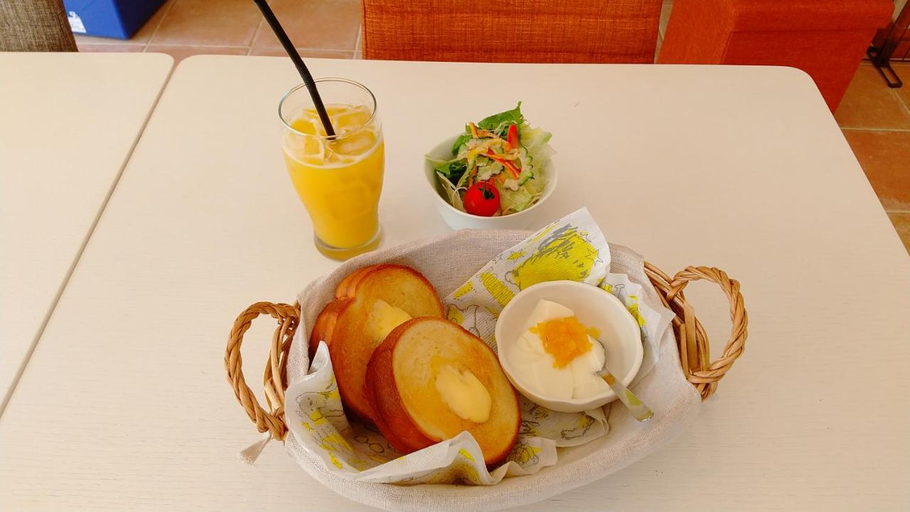 Food & Drinks 5, Asobi Base Yamabare House Ishigakijima, Ishigaki