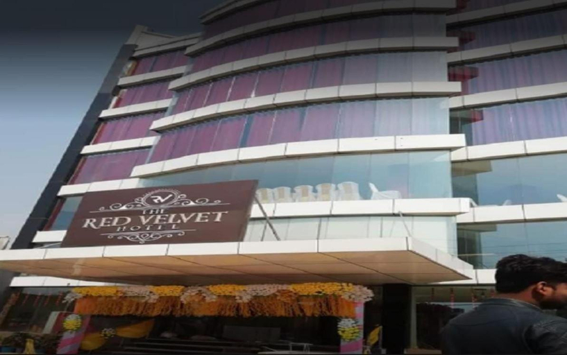 Exterior & Views, The Red Velvet Hotel, Patna