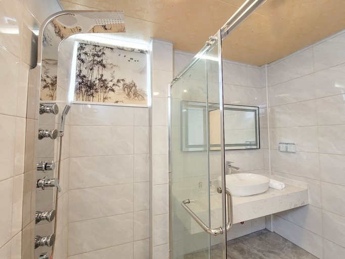 Bathroom 3, Jeym Lodge