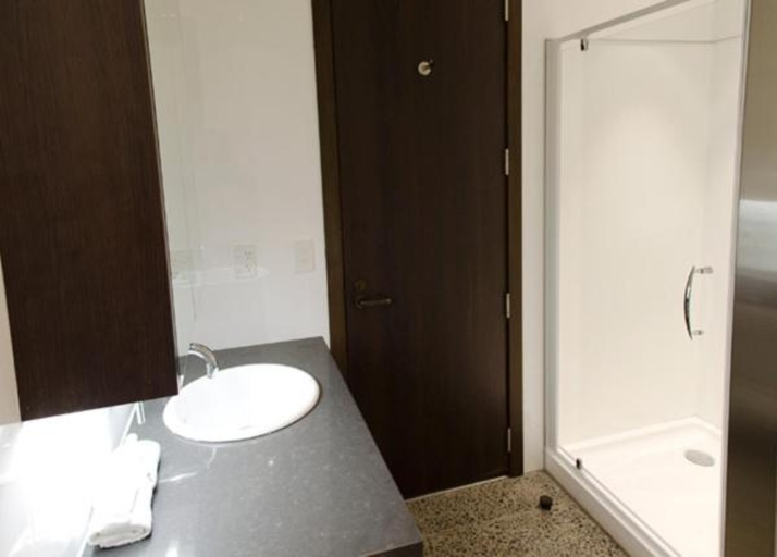 Bathroom, The Famous Grouse Hotel, Selwyn