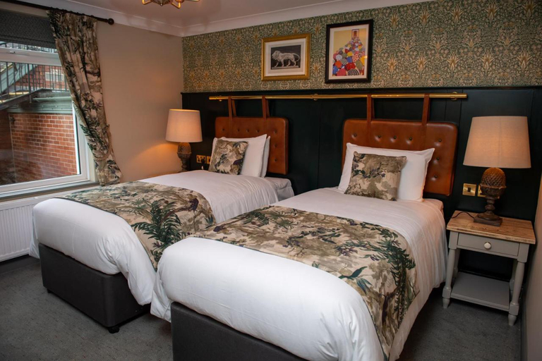 Bedroom 2, The Red Lion Inn by Chef & Brewer Collection, Rotherham