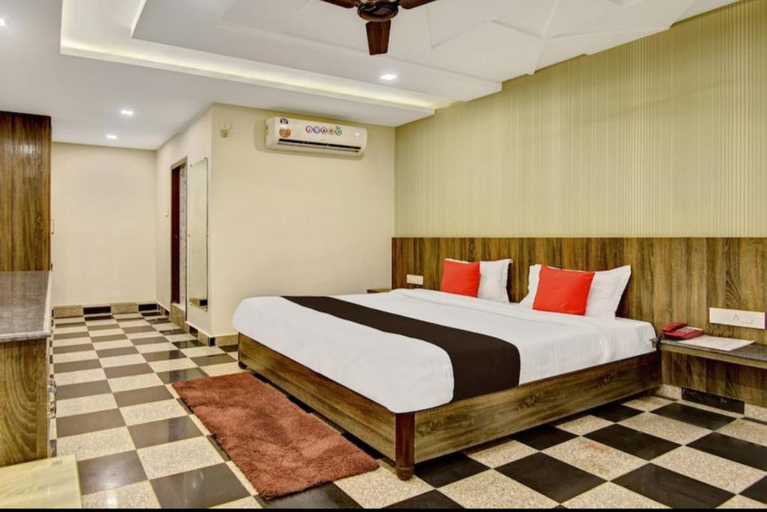 Bedroom 3, Citi Club - Luxury Budget Hotel in Kanpur, Kanpur Nagar