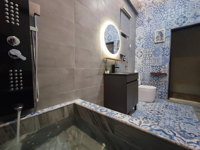 Bathroom 3, Moonlight B&B, Nantou