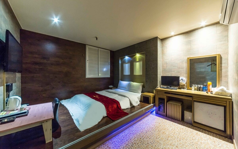 Bedroom 5, Anshan Jungang Station Chocolate, Hwaseong