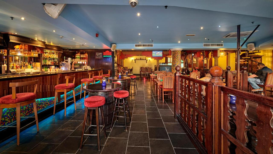 Food & Drinks 3, Copthorne Airport Hotel, Dubai