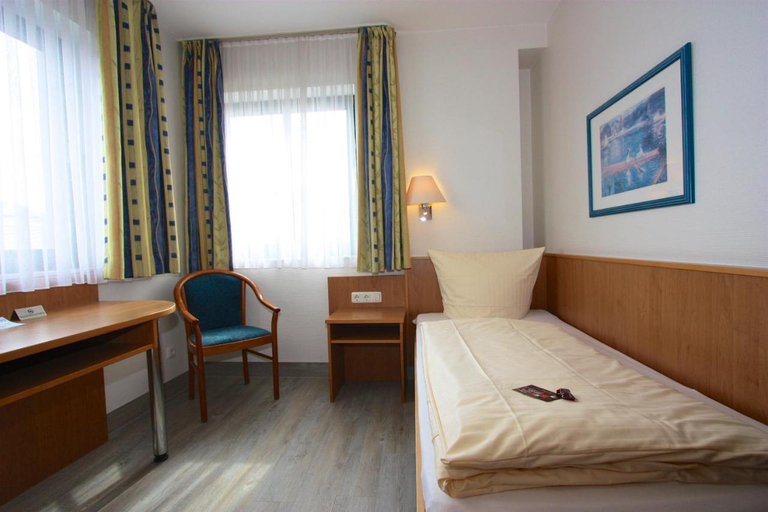 Bedroom 5, Aulmann, Trier