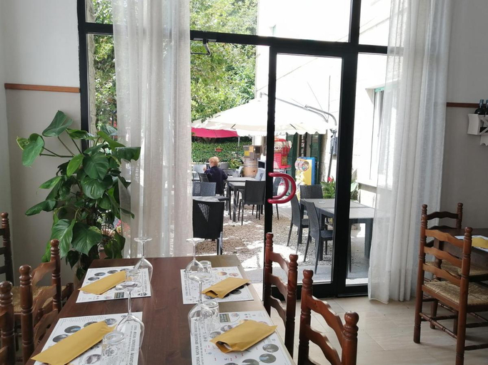 Others, Locanda di Bivigliano, Florence