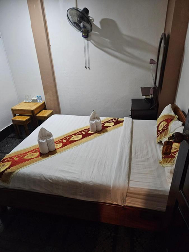 Bedroom 4, Chitlatda Guesthouse, Luang Prabang