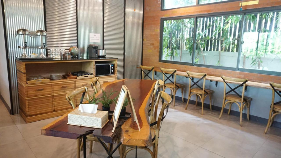 Food & Drinks 5, Stone Head Hua Hin Hotel, Hua Hin