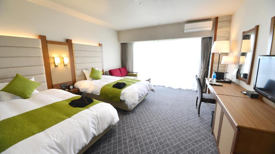 Bedroom 1, Satsuma Golf Resort Hotel, Satsuma