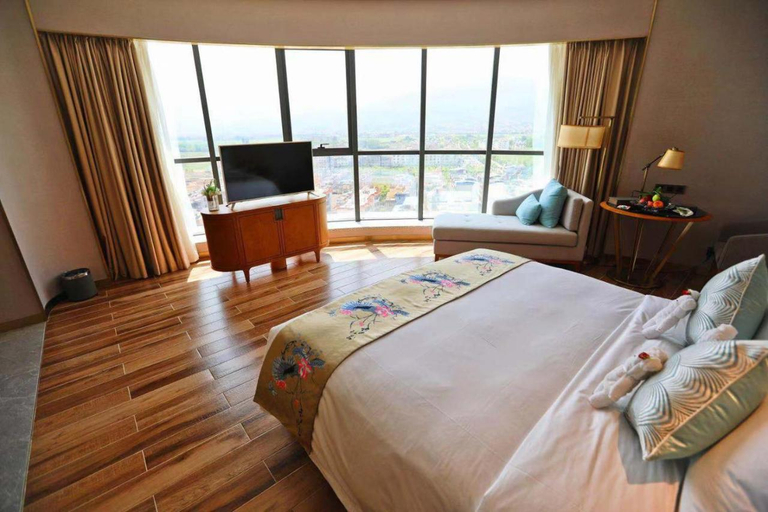 Bedroom 2, Yeongjong Shine Hotel, Jung