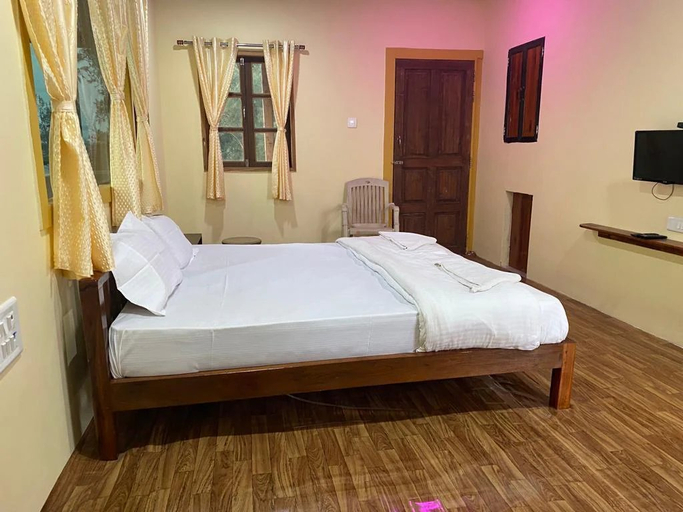 Bedroom 2, Royal Ocean Beach Resort, Sindhudurg