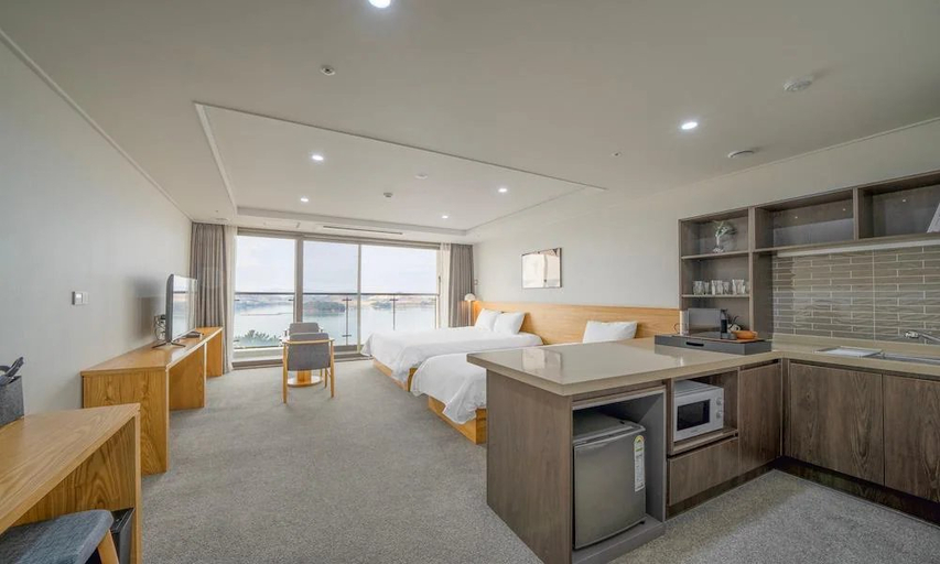 Bedroom 4, Urbanstay Yeosu Oceanhill, Yeosu