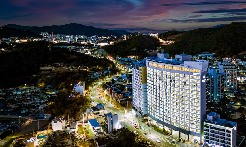 Exterior & Views 2, Urbanstay Yeosu Oceanhill, Yeosu