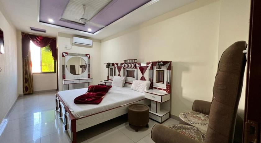 Bedroom 5, Hotel Daniyal Continental, Islamabad